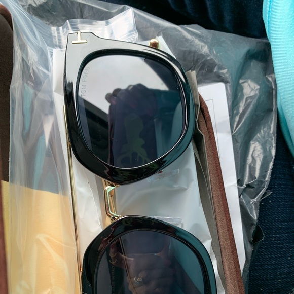 Tom Ford Accessories - Tom Ford Ladies Sunglasses